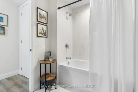 1 Redfern Avenue Hamilton ON L9C 0E6
