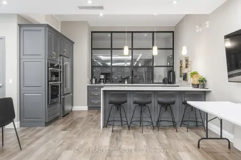 1 Redfern Avenue Hamilton ON L9C 0E6