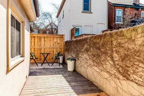 14 Reginald Street Hamilton ON L8P 3X9