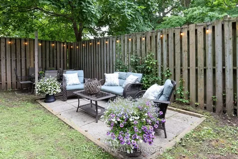 280 Fergus Street N Wellington North ON N0G 2L2