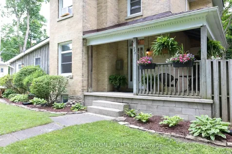 280 Fergus Street N Wellington North ON N0G 2L2