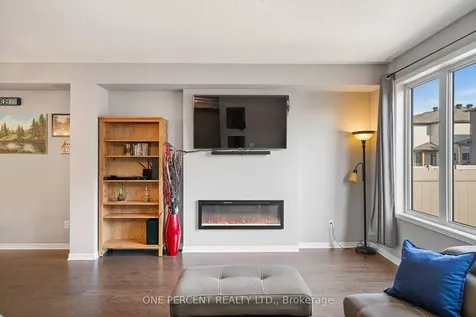 910 Paseana Place Kanata ON K2V 0P4