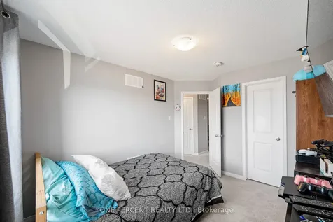 910 Paseana Place Kanata ON K2V 0P4