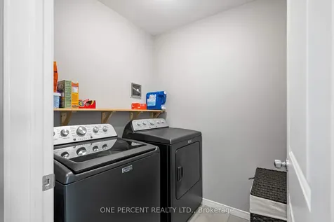 910 Paseana Place Kanata ON K2V 0P4
