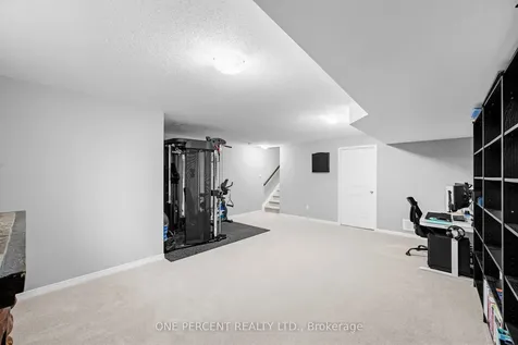 910 Paseana Place Kanata ON K2V 0P4