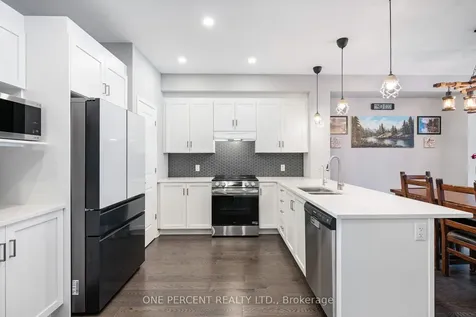 910 Paseana Place Kanata ON K2V 0P4