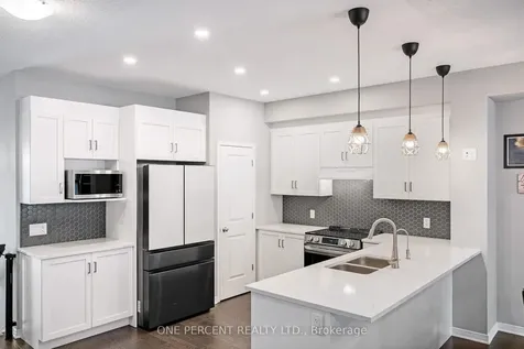 910 Paseana Place Kanata ON K2V 0P4