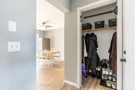 24 Earl Street Petawawa ON K8H 3M4