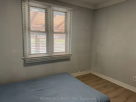 92 Ware Street Peterborough ON K9J 2B7