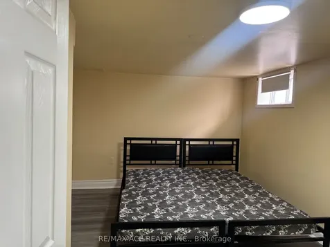 92 Ware Street Peterborough ON K9J 2B7