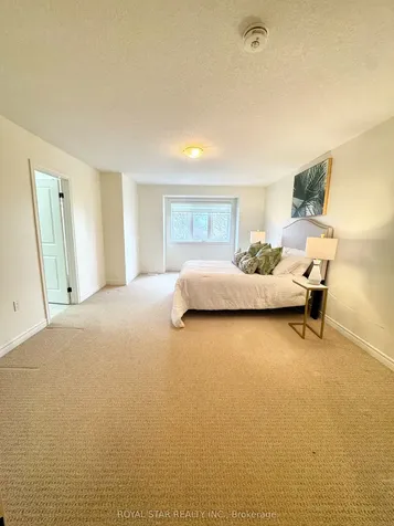 114 Dunrobin Lane Grimsby ON L3M 0H4