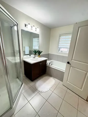 114 Dunrobin Lane Grimsby ON L3M 0H4