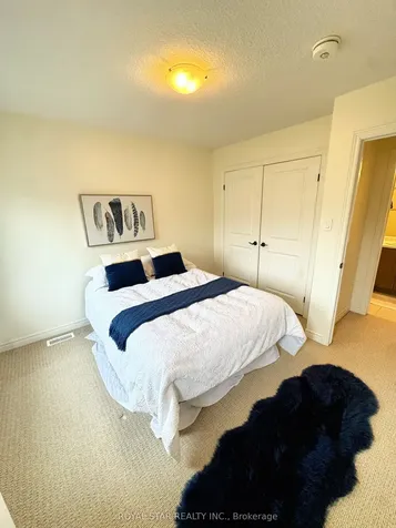 114 Dunrobin Lane Grimsby ON L3M 0H4