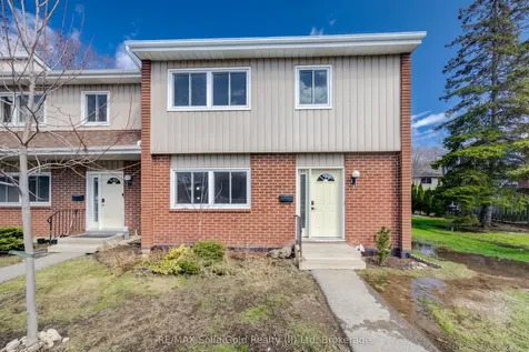 121 University Avenue E Waterloo ON N2J 4J1