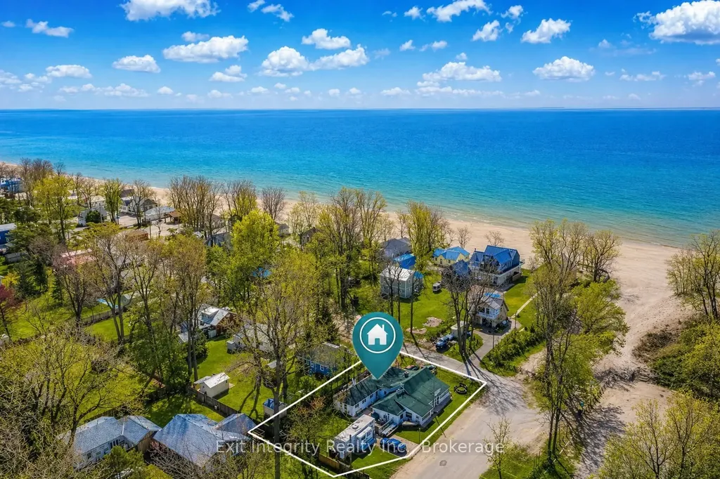 2 Beach Avenue Norfolk ON N0E 1M0