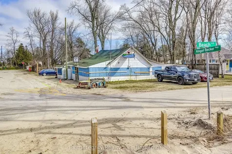 2 Beach Avenue Norfolk ON N0E 1M0