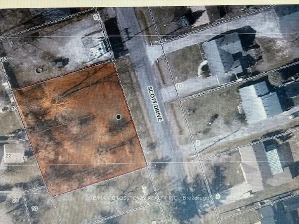 9 Scott Drive W Norfolk ON N0A 1N7