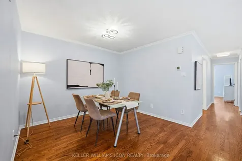 125 Castle Glen Crescent Kanata ON K2L 4G9