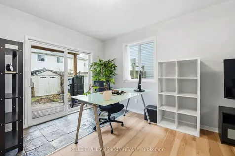 125 Castle Glen Crescent Kanata ON K2L 4G9