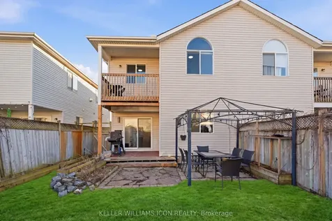 125 Castle Glen Crescent Kanata ON K2L 4G9