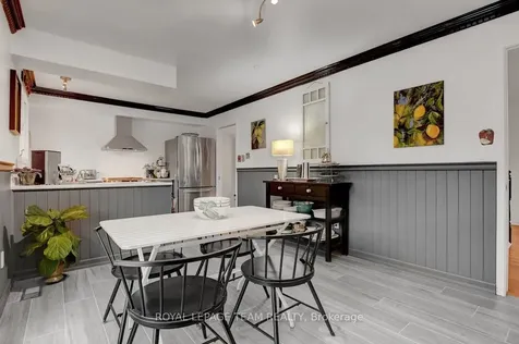 26 Amundsen Crescent Kanata ON K2L 1A7