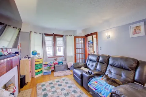 34 Barons Avenue S Hamilton ON L8K 2Y2