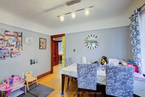 34 Barons Avenue S Hamilton ON L8K 2Y2