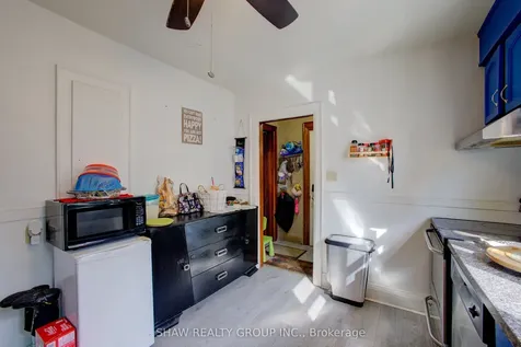 34 Barons Avenue S Hamilton ON L8K 2Y2