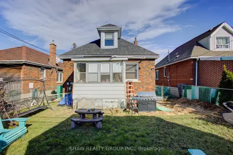 34 Barons Avenue S Hamilton ON L8K 2Y2