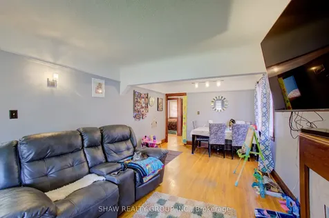 34 Barons Avenue S Hamilton ON L8K 2Y2