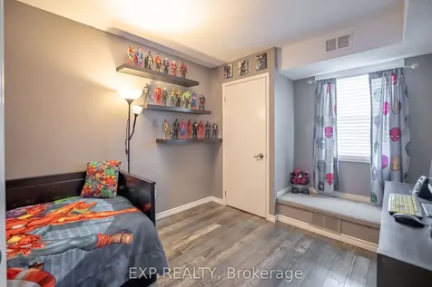 78 Roehampton Avenue St. Catharines ON L2M 7W9