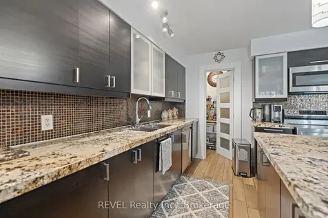 6558 Montrose Road Niagara Falls ON L2H 1M4