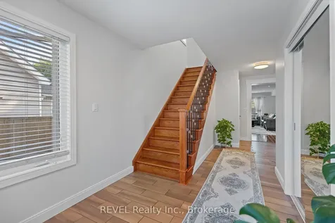 6558 Montrose Road Niagara Falls ON L2H 1M4