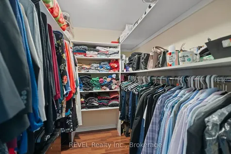 6558 Montrose Road Niagara Falls ON L2H 1M4