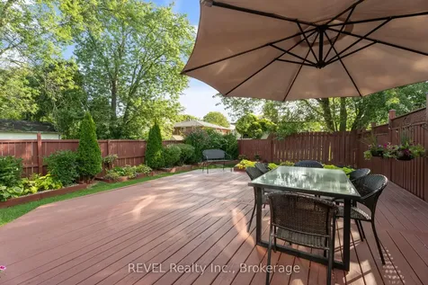 6558 Montrose Road Niagara Falls ON L2H 1M4