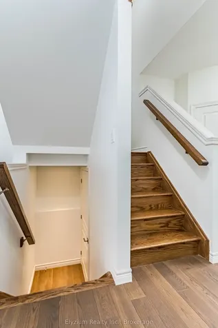 6 Ambrose Avenue Hamilton ON L8K 6E2