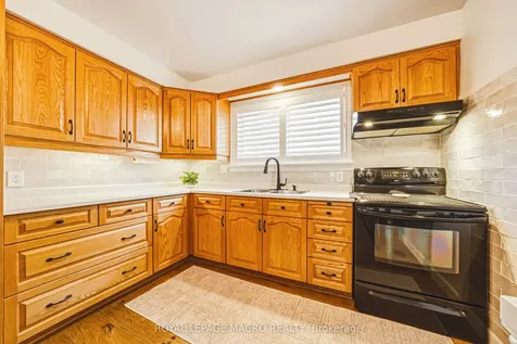 103 Empress Avenue Hamilton ON L9A 1M5