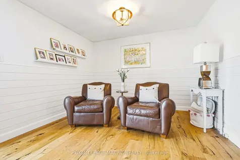 103 Empress Avenue Hamilton ON L9A 1M5
