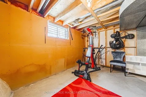 103 Empress Avenue Hamilton ON L9A 1M5