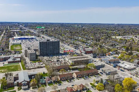 103 Empress Avenue Hamilton ON L9A 1M5