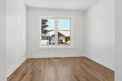 7 Weaver Crescent Kanata ON K2K 3E1