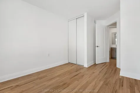 7 Weaver Crescent Kanata ON K2K 3E1