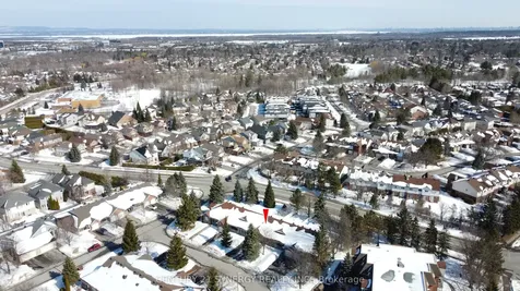 7 Weaver Crescent Kanata ON K2K 3E1
