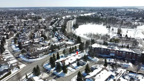 7 Weaver Crescent Kanata ON K2K 3E1