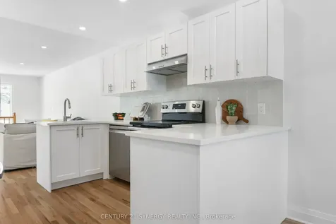 7 Weaver Crescent Kanata ON K2K 3E1