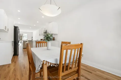 7 Weaver Crescent Kanata ON K2K 3E1