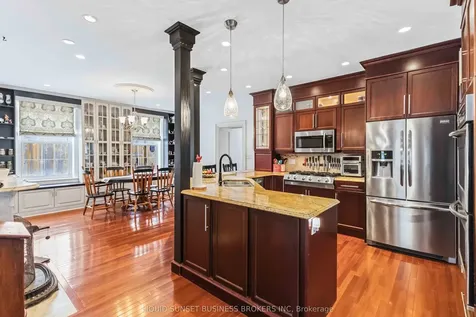 39 William Street St. Thomas ON N5R 3H1