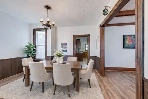 4456 Ellis Street Niagara Falls ON L2E 1H4