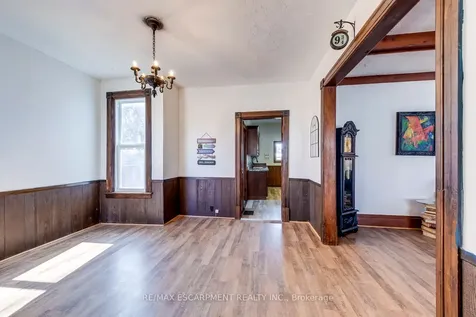 4456 Ellis Street Niagara Falls ON L2E 1H4