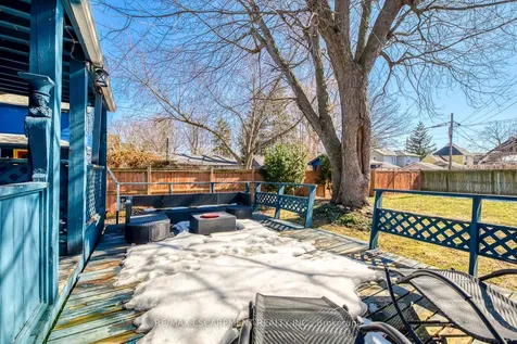 4456 Ellis Street Niagara Falls ON L2E 1H4